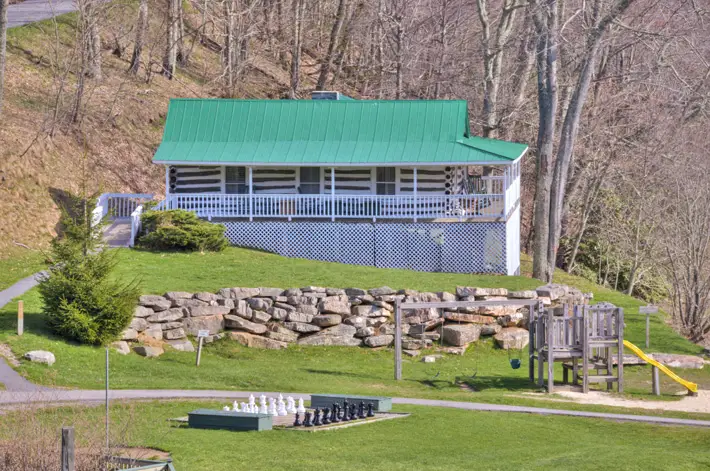 Mountain Lake Lodge – Virginia's 'Dirty Dancing' Hotel baby's cabin