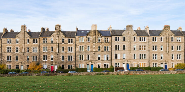 Owning a Flat in Scotland Here Is When Selling Fast Makes Sense