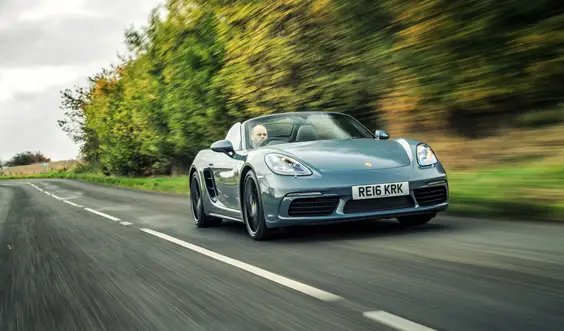 Porsche 718 Boxster S