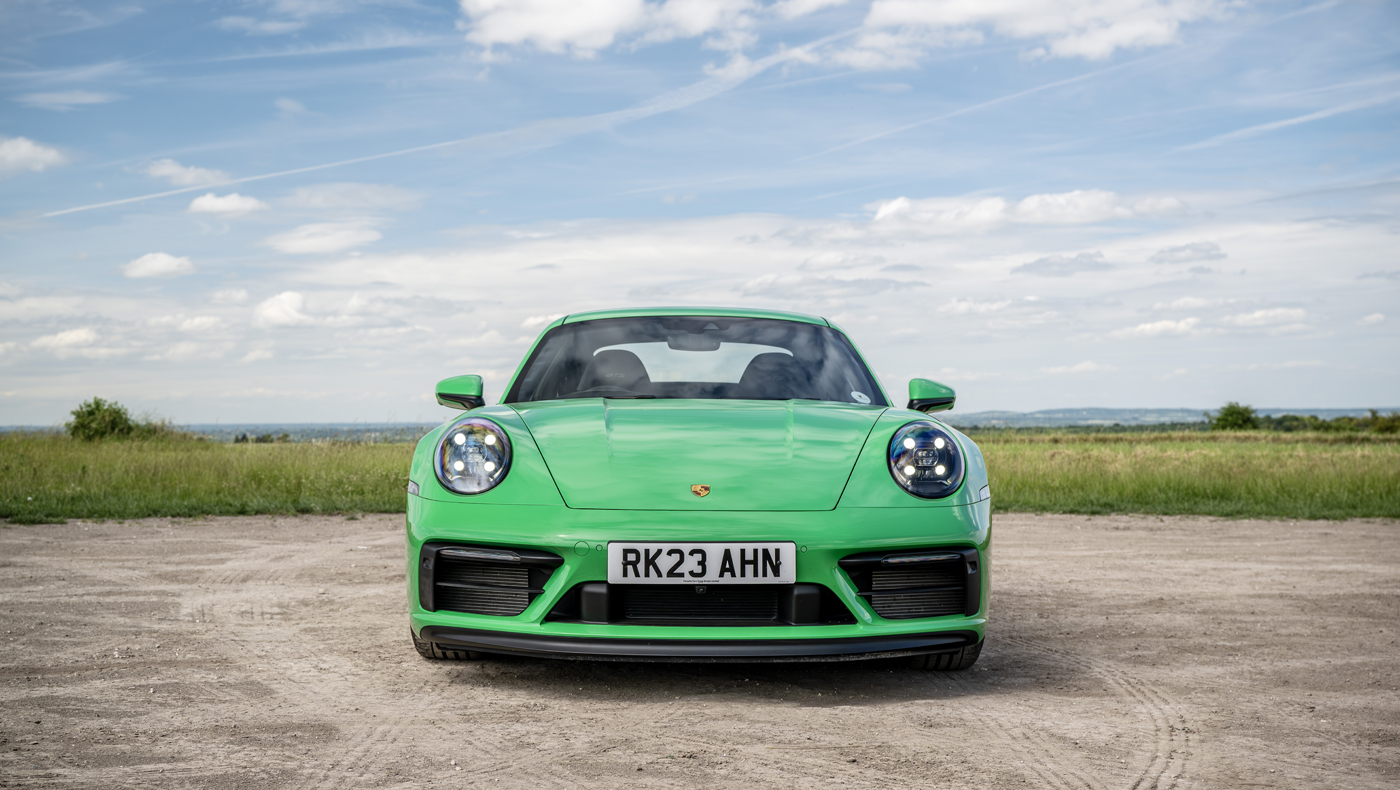 Porsche 911 Carrera 4GTS Review (4)