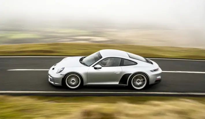 Porsche 911 GT3 with Touring Package – Review interior yorkshire