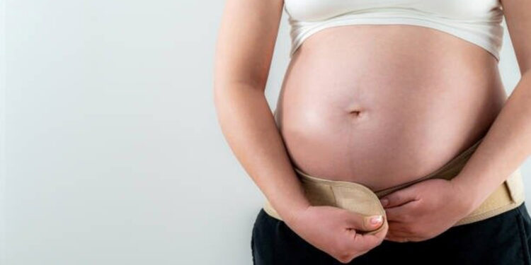 Pregnancy Support Belt 101 When to Start, How to Wear, and Safety Tips (1)