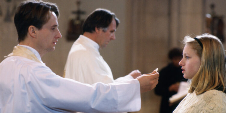 Priest (1995) – Film Review