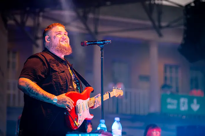 Rag'N'Bone Man Live At The Piece Hall Halifax