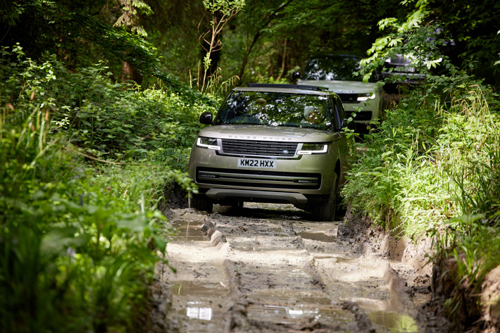 Range Rover Autobiography Ingenium car review front