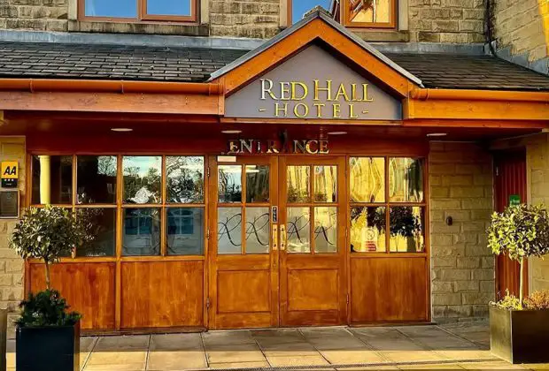 Red Hall Hotel, Walmersley, Bury – Review exterior
