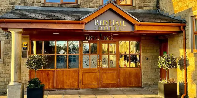 Red Hall Hotel, Walmersley, Bury – Review exterior