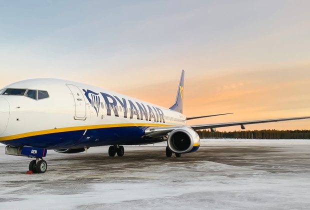 Ryanair Flight Canceled — What to Do plane