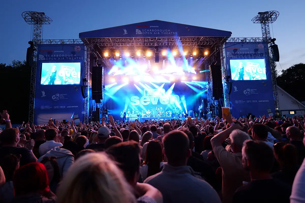 Shed Seven Scarborough Open Air Theatre Review
