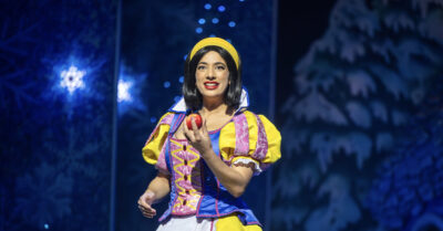 Snow White & The Seven Dwarfs Review Bradford Alhambra Theatre (2)