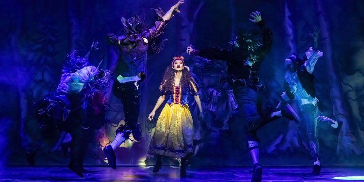 Snow White – Review – Sheffield Lyceum Theatre (3)