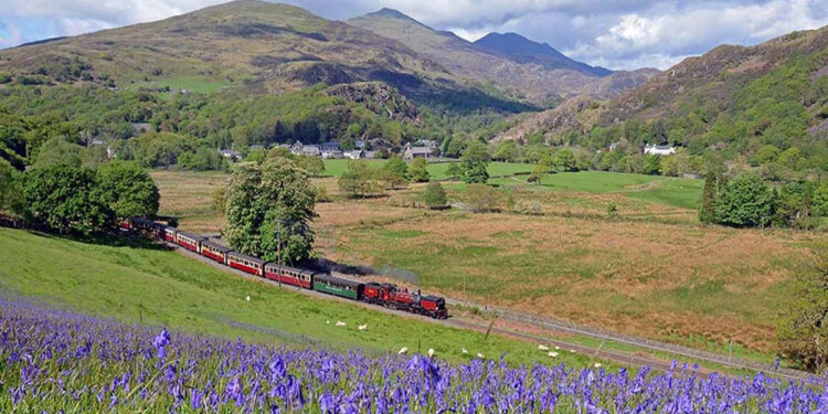 Steam, Scenery and Snowdon Wales By Train – Travel Review (2)