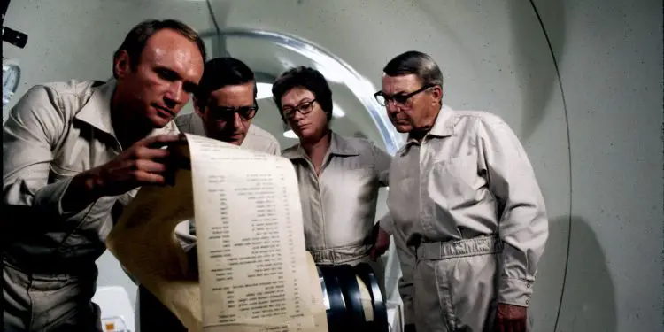 The Andromeda Strain (1971) – Film Review