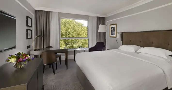 The Churchill, Hyatt Regency, Portland Place, London Hotel Review king room