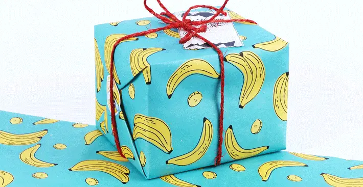 The Definitive Guide to Buying Gifts for Your Colleagues present