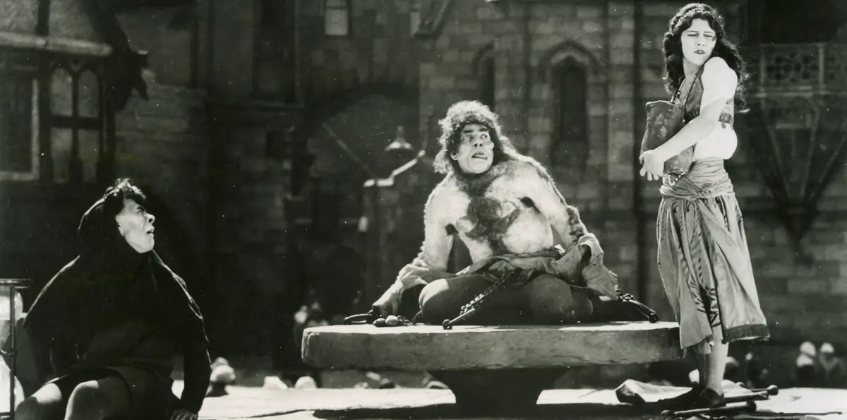 The Hunchback Of Notre Dame 1923 Film Review the-hunchback-of-notre-dame-original-score-from-the-1982-television