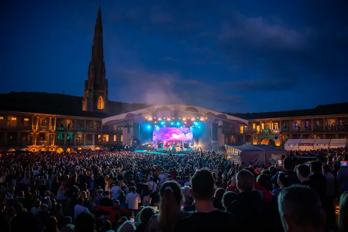 The Lumineers – Live Review – Halifax Piece Hall (4)