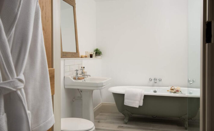 The Swallow’s Nest, near Thirsk – Review bathroom