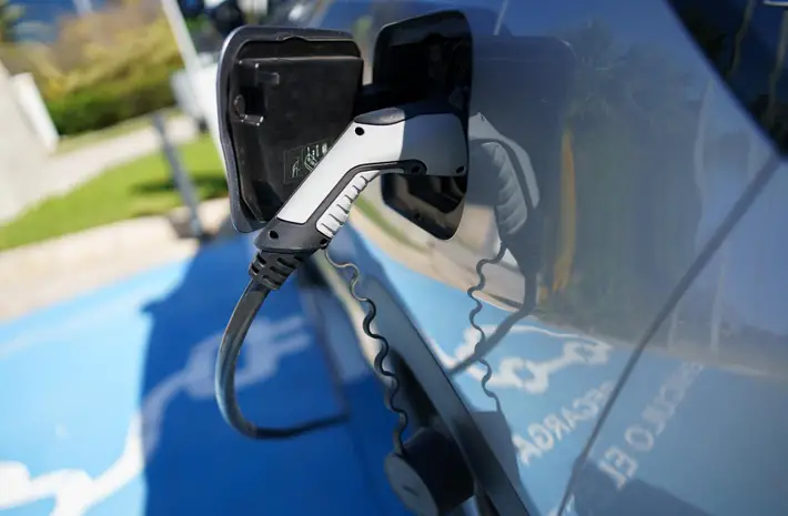 Tips for First-Time Electric Car Buyers