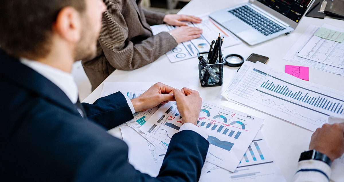 How Do AI Consulting Firms Help Businesses