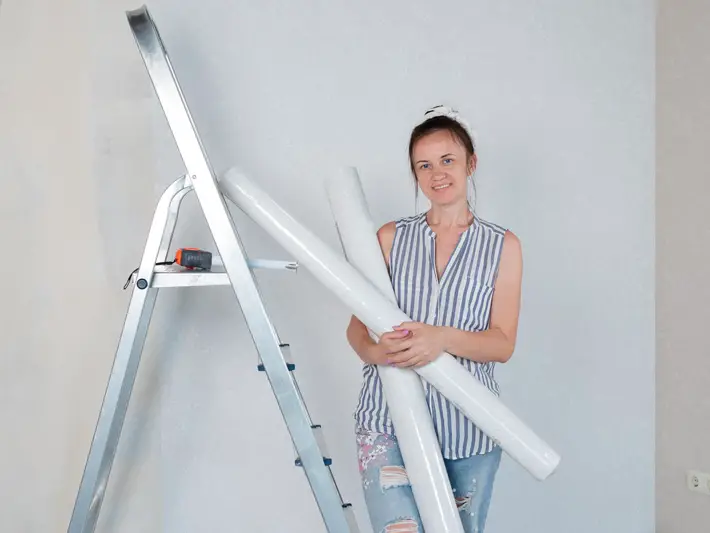 Top 5 DIY Wallpaper Glues and Adhesives