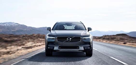 Volvo V90 Cross Country review