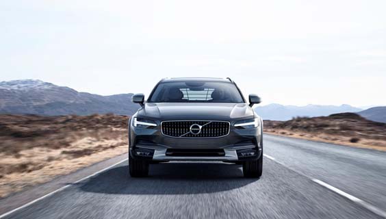 Volvo V90 Cross Country review