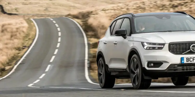 Volvo XC40 Recharge PHEV Hybrid Car Review main