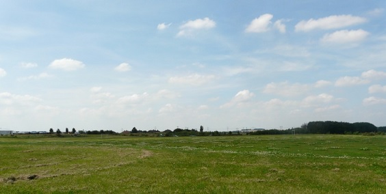 Warren House Park & Campsall country park walk scene