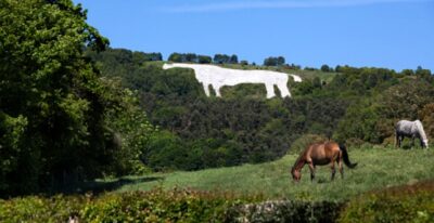 What is the Story Behind the White Horse of Kilburn