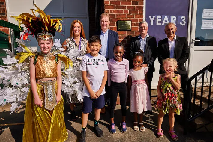 White Rose Academies Trust Launch Their First Primary Academy – Alder Tree Primary plaque