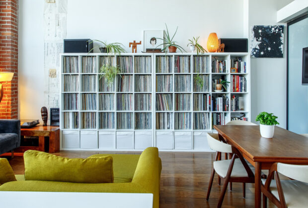 Why Choosing the Right Colours are Key to Creating a Good Vibe and Improving the Interior Design of Your Home Space main