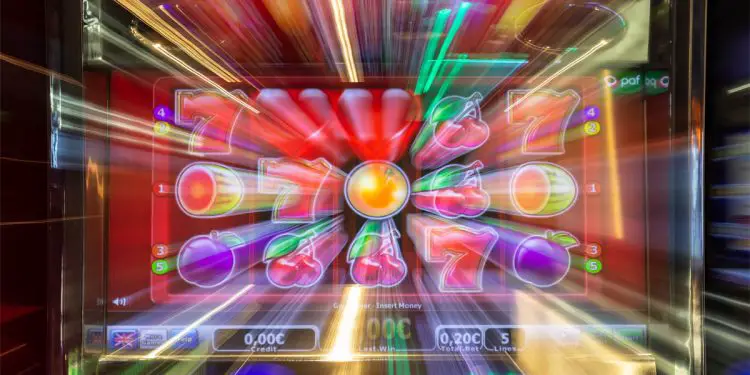 Why Classic Fruit Machines Thrive Online in the UK (2)