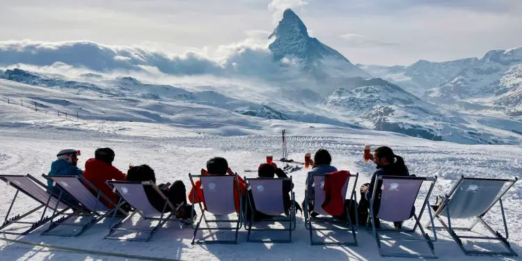 Why Italy Should Be Your Next Ski Holiday Destination (1)