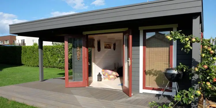 Wooden Garden Cabins The Low-Cost Launch Pad for Entrepreneurial Success (2)