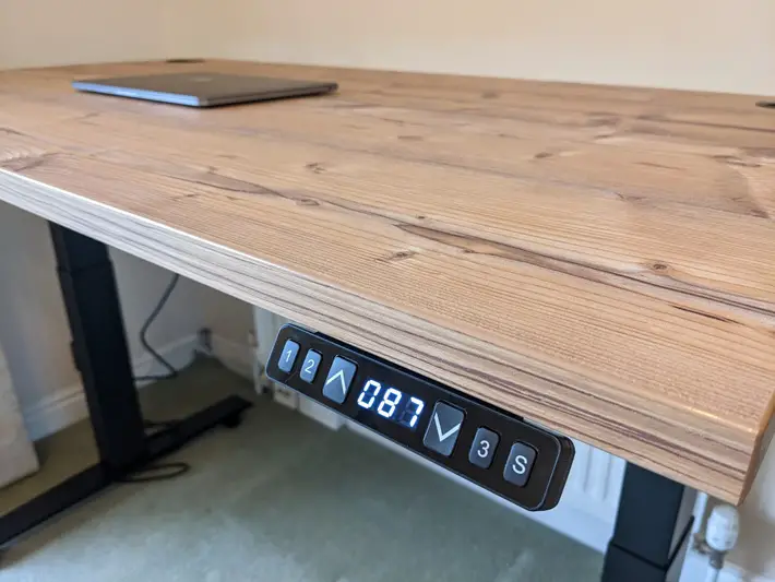 Yo-Yo DESK Pro 2+ – Review table