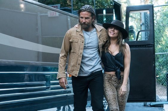 a star is born film review 2018 bus