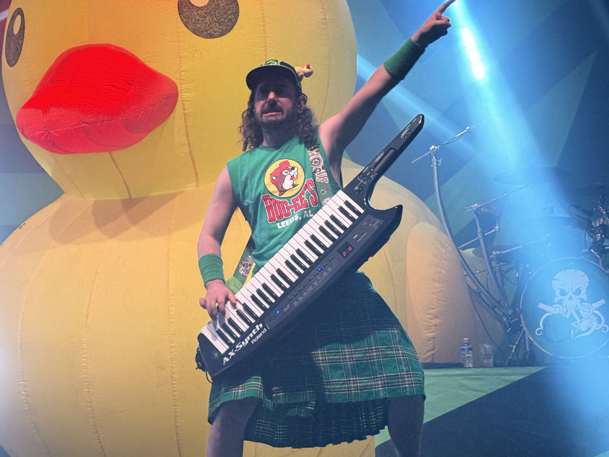 alestorm live review leeds o2 academy (2)