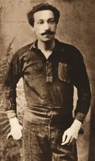 arthur wharton first black professional footballer 1880s