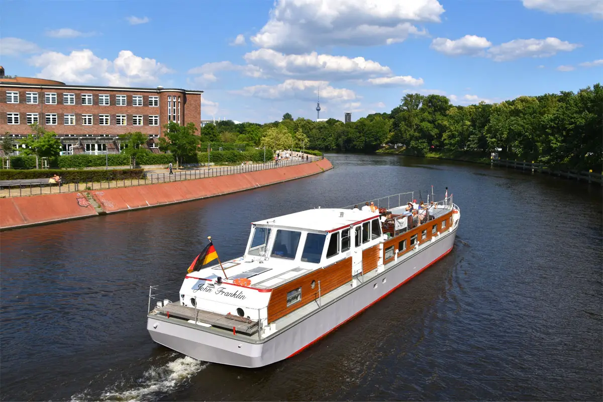 berlin travel review river