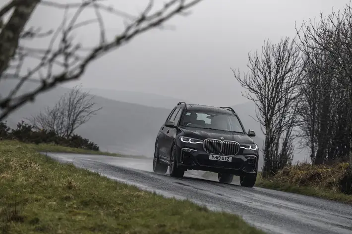 bmw x7 car review front