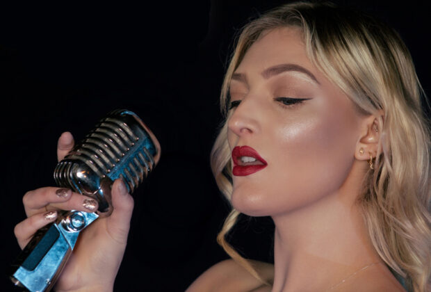 caroline and the lights interview main