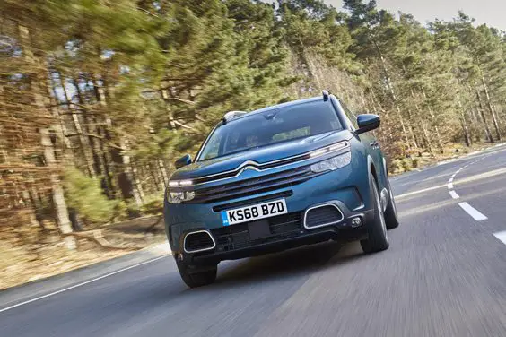 citroen c5 aircross car review front