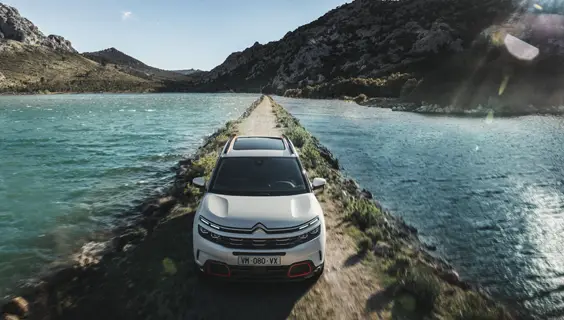 citroen c5 aircross car review main