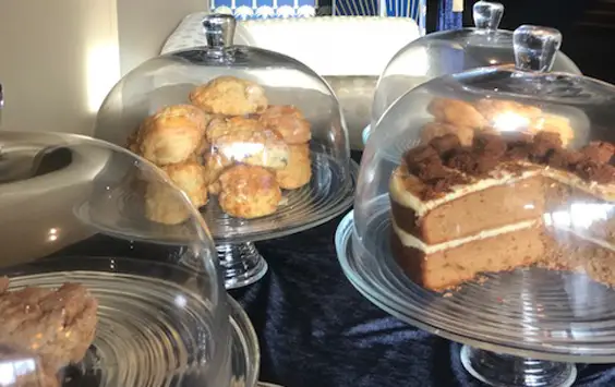 cockpit cafe beverley review cakes
