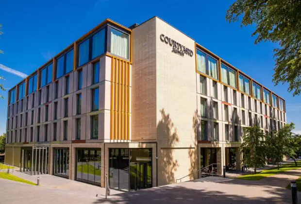 courtyard by marriott edinburgh west