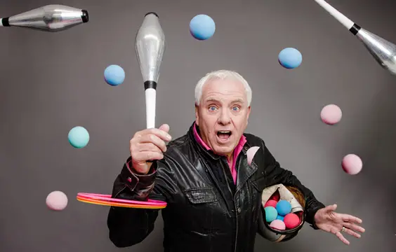 dave spikey interview juggling on a motorbike