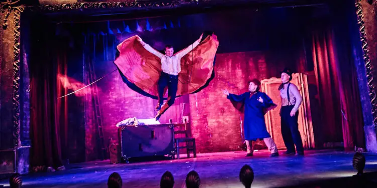 dracula bloody truth review york theatre royal main