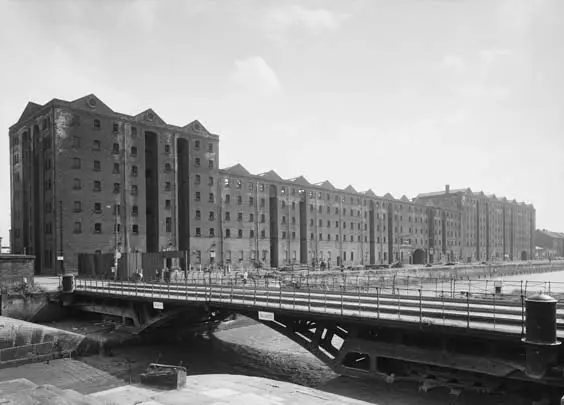 historic hull Hull's Docks