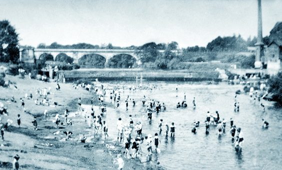 historic tadcaster 1. Tadcaster Beach, 1933